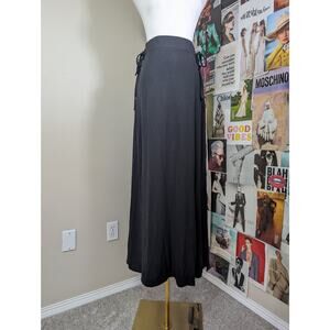 Social Collision Gothic Skirt
